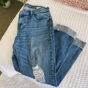 Distressed Boyfriend Jeans